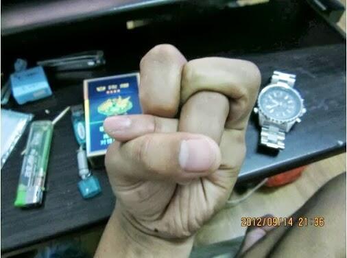 ana kaget liat ini di forum tetangga...!!!