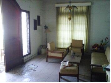Rumah Tua harga miring di Perumahan Mega Cinere
