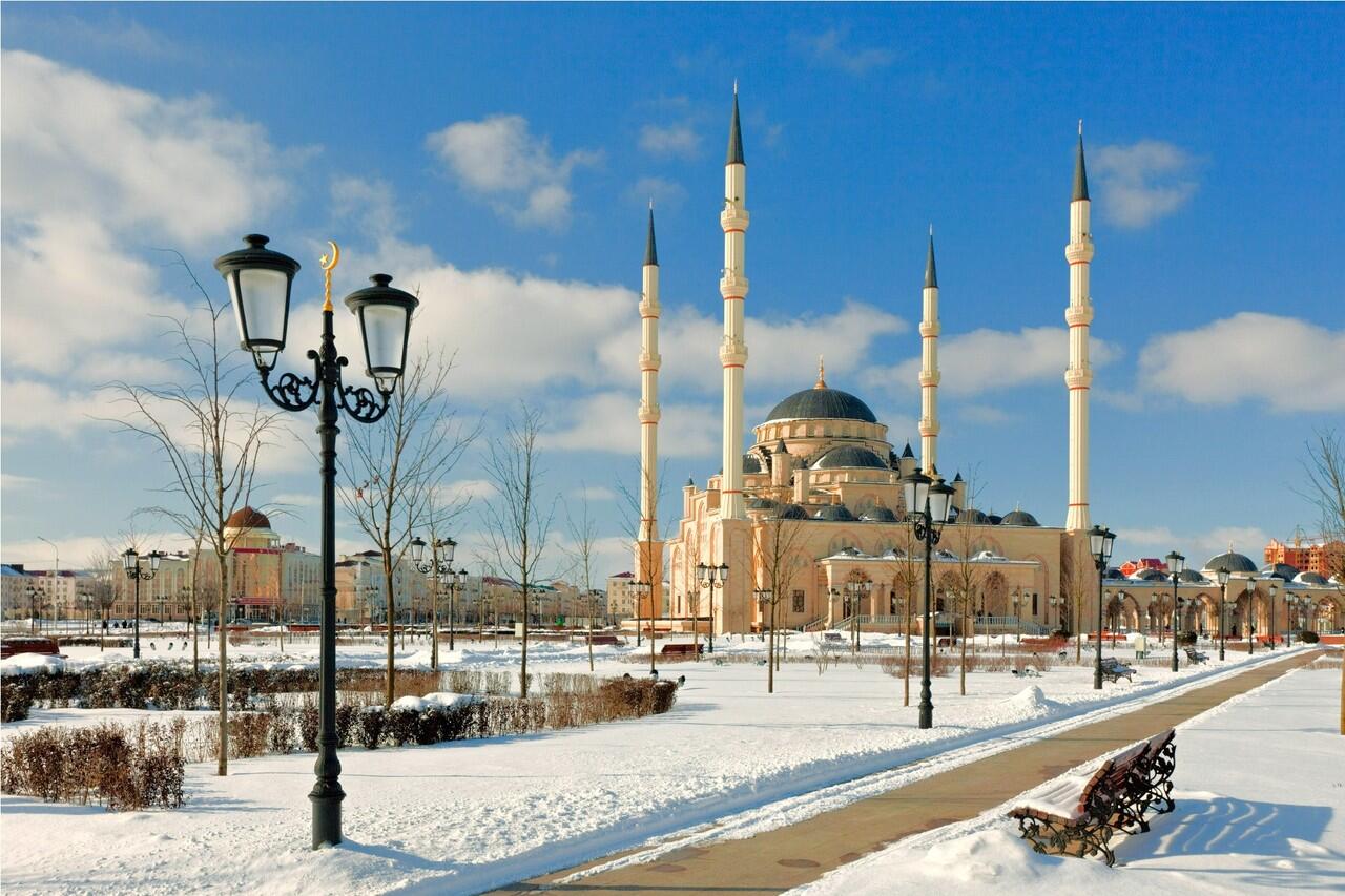 10 Masjid megah di negara mayoritas Non-muslim