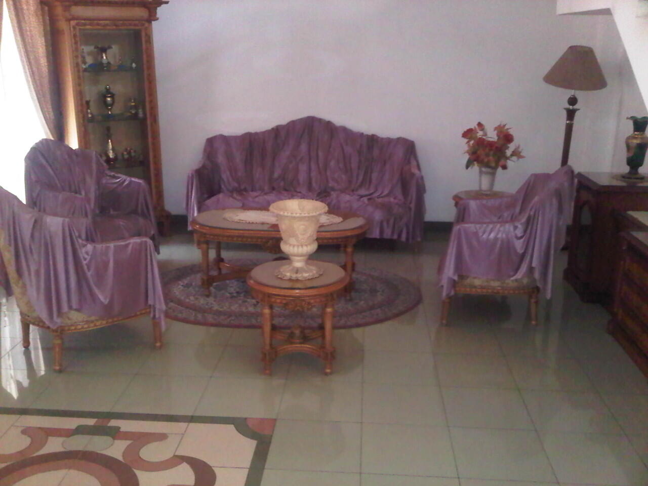 Dijual 1 unit rumah 2 lantai