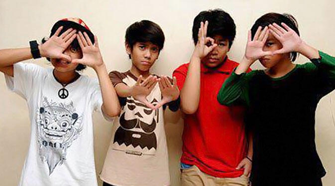 Foto-foto Coboy Junior Ini Tampilkan Simbol Illuminati?