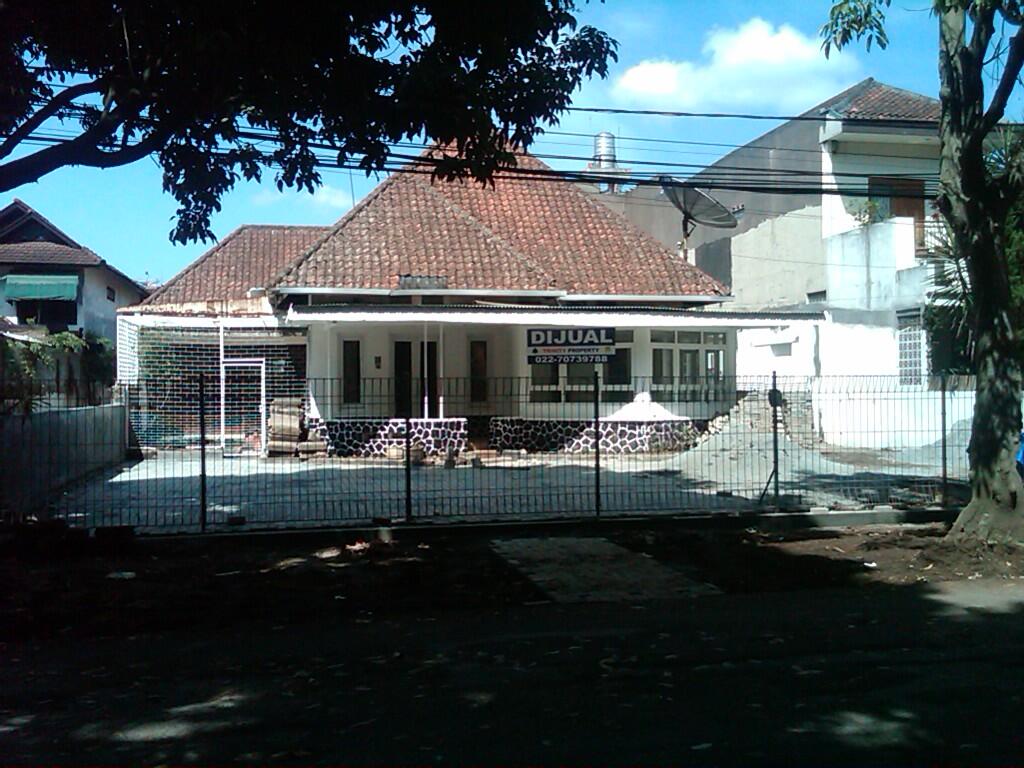 jual rumah di jl trunojoyo bandung