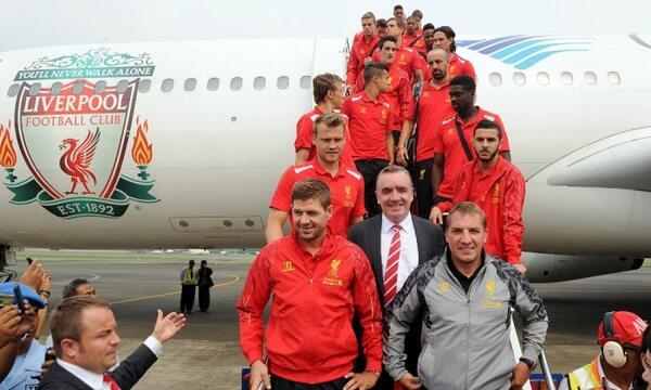 Foto-foto kedatangan Liverpool ke Indonesia 