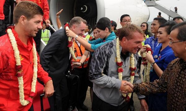 Foto-foto kedatangan Liverpool ke Indonesia 