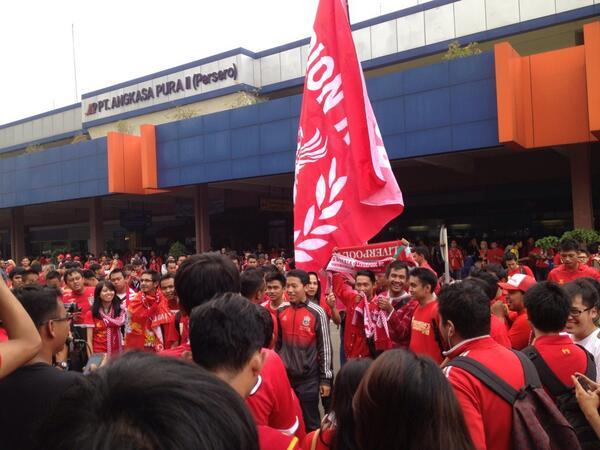 Foto-foto kedatangan Liverpool ke Indonesia 