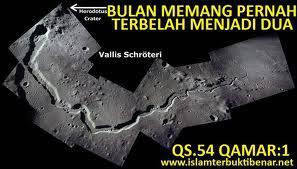 ... BULAN PERNAH TERBELAH ..?!?...