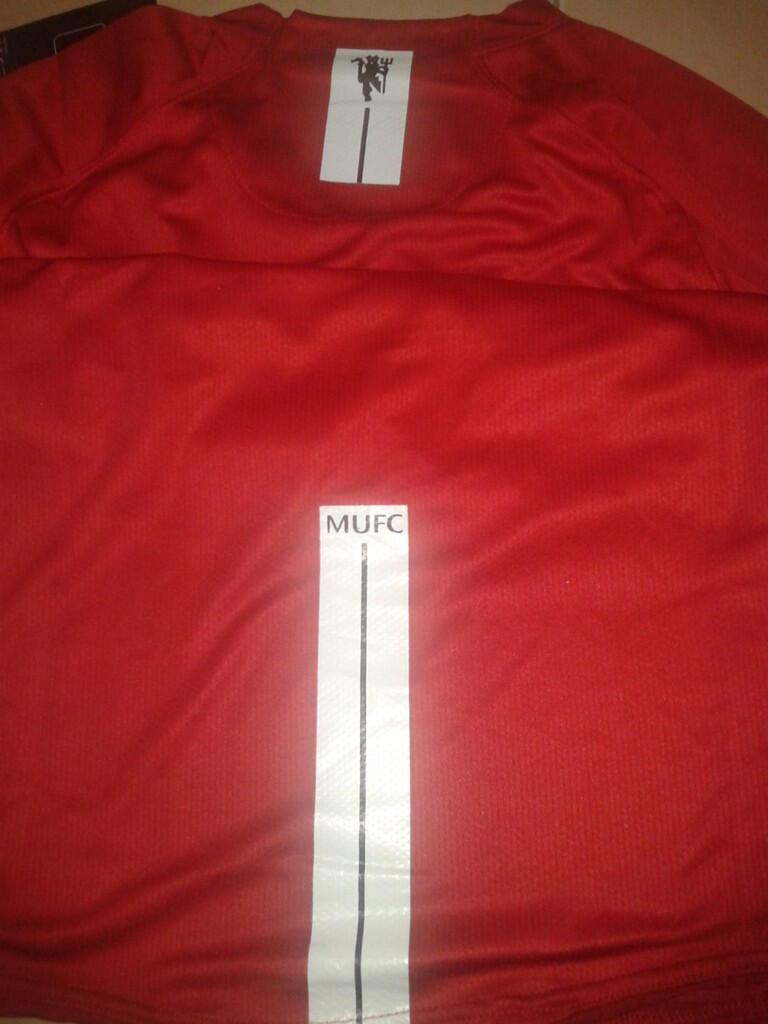 BNWT Jersey Grade Ori MU / Manchester United home retro 2007-2008
