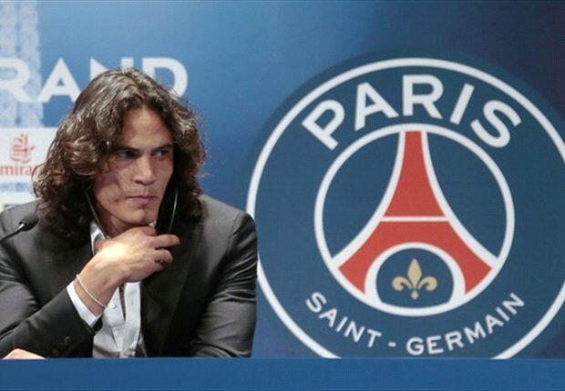 &#91;HOT NEWS&#93; Cavani Resmi Hijrah ke Paris Saint Germain