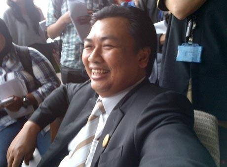 BBM Bermasalah, Apa Tanggapan Bos BlackBerry?