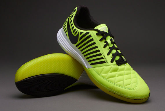 WTB TOPGRADE FOOTBALL/FUTSAL BOOTS