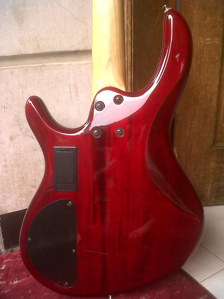 Cort Action Deluxe 4 strings Bandung Sumedang BU