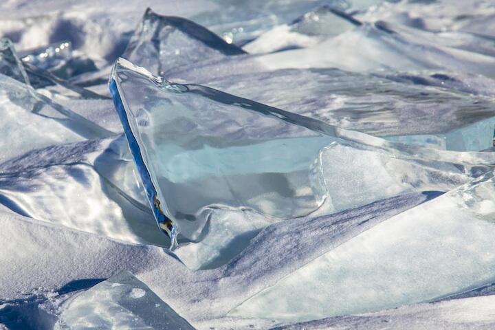Keren ! Ice Turquoise Northern Danau Baikal,Russia