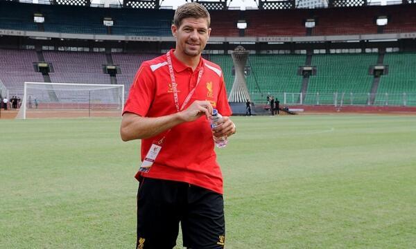 Foto-foto kedatangan Liverpool ke Indonesia 