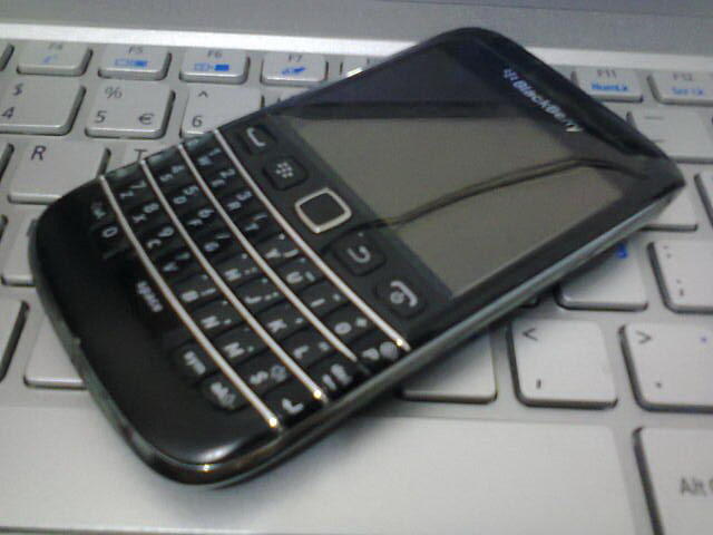(Jual) Blackberry 9790 Onyx 3 Bellagio Garansi TAM Semarang - Jawa Tengah