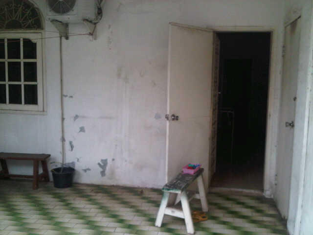 Dijual Cepat Rumah di Daerah Jakarta Pusat .. Murah !! Tarrik Gan