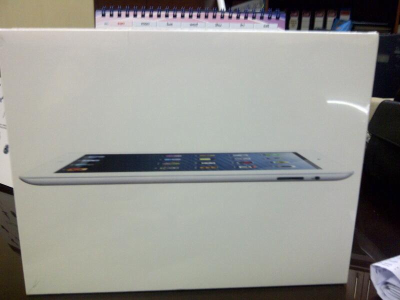 Jual Apple iPad 3 3G WiFi White/black Full Sek