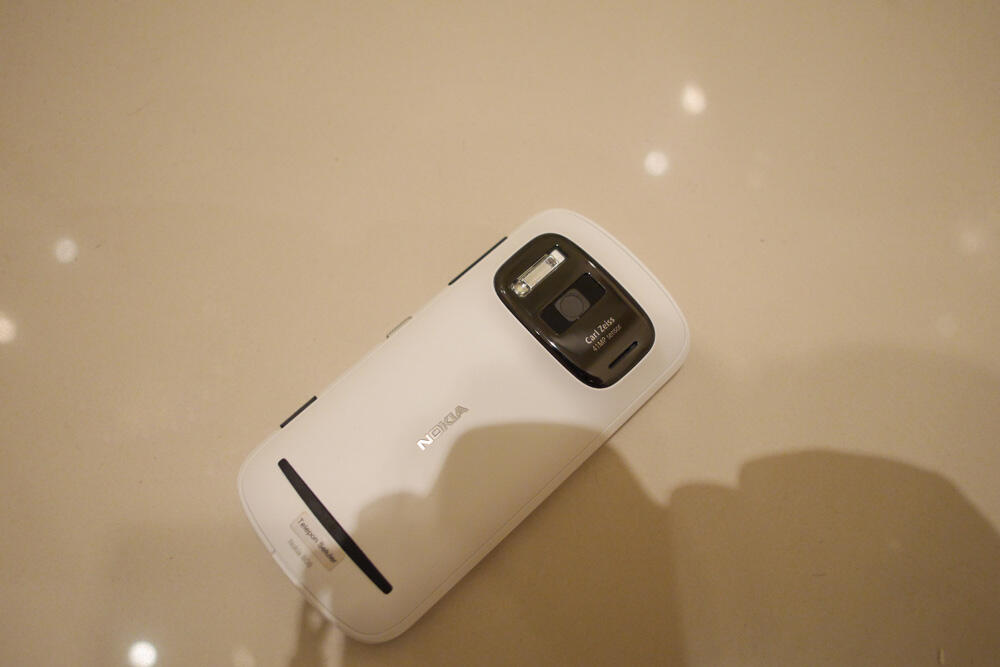 Nokia 808 Pureview White LNIB