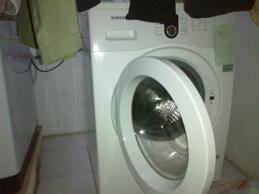 share bisnis laundry