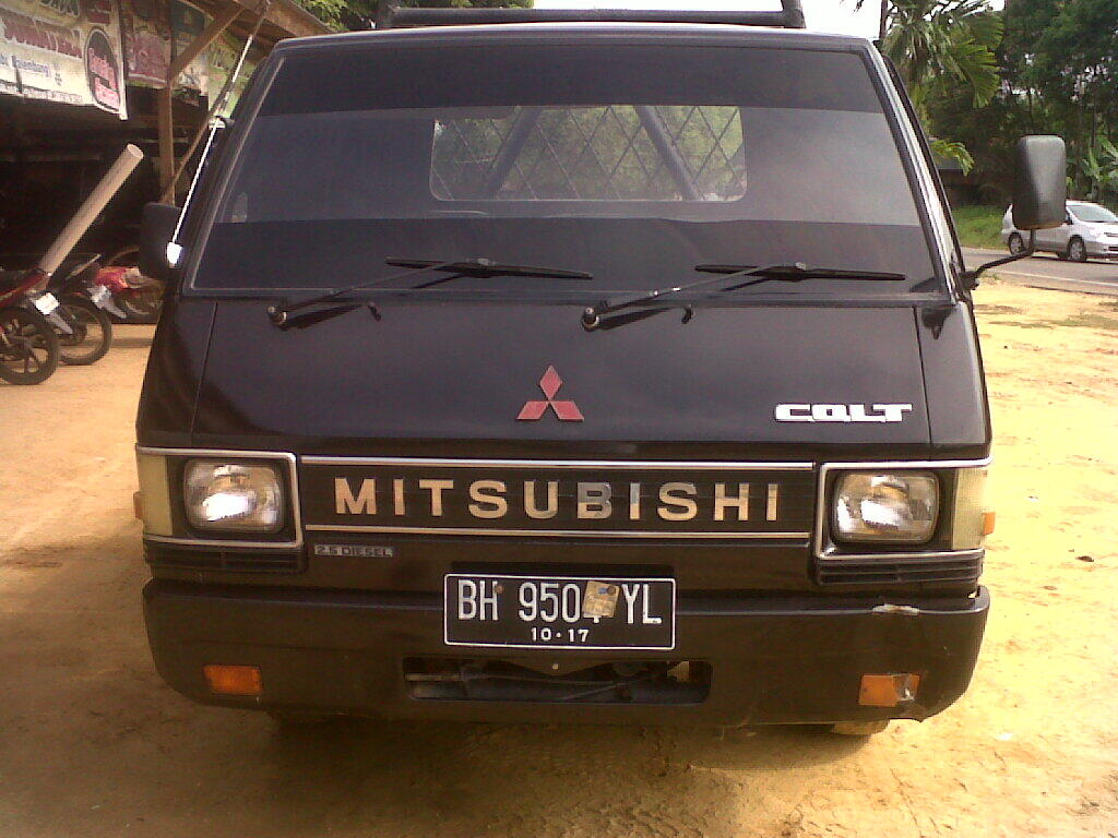 Dijual Mitsubishi L300 th 2001 sehat nian