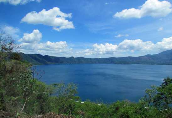 Danau-Danau Vulkanis Paling Luar Biasa di Dunia!