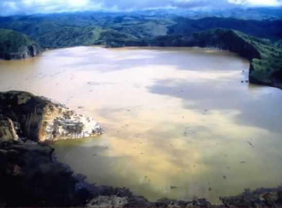 Danau-Danau Vulkanis Paling Luar Biasa di Dunia!