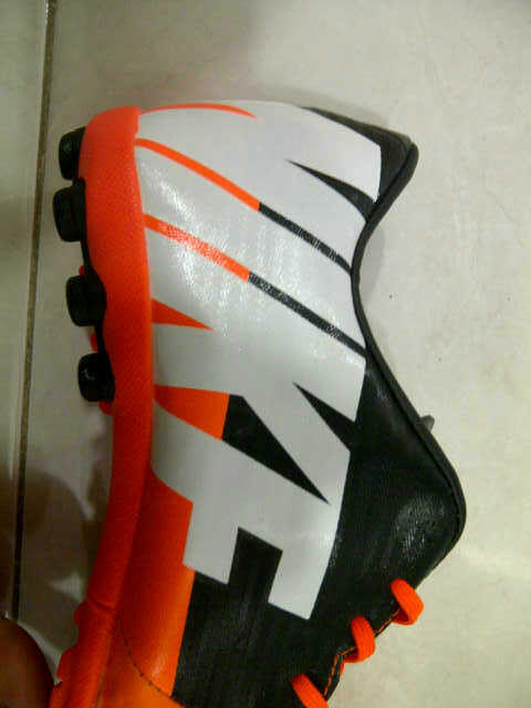 sepatu futsal nike bomba finale II "replika"