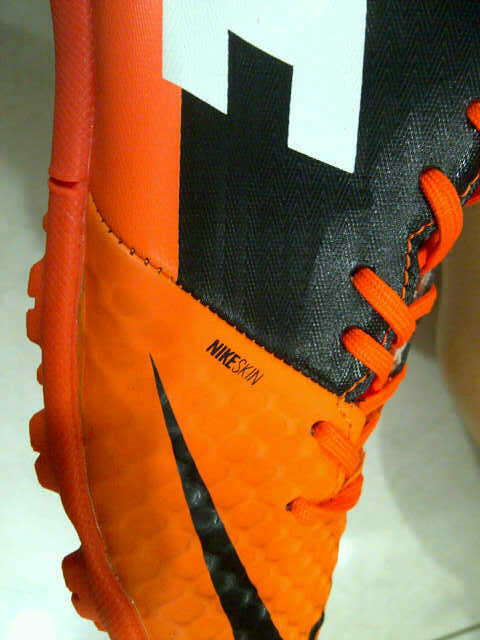 sepatu futsal nike bomba finale II "replika"