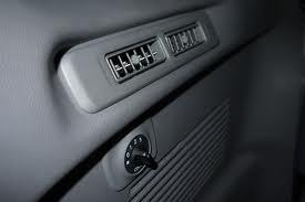 EVALIA ST REAR COOLER...MINIBUS NYAMANNNNN