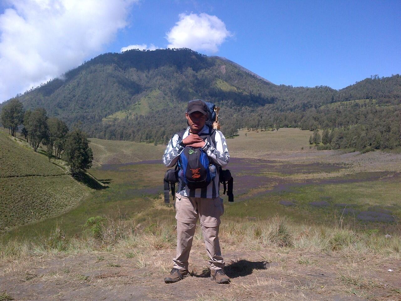 Perjalan ke Semeru + Kesurupan Warga Ranu Pani ( Makhluk Halus )