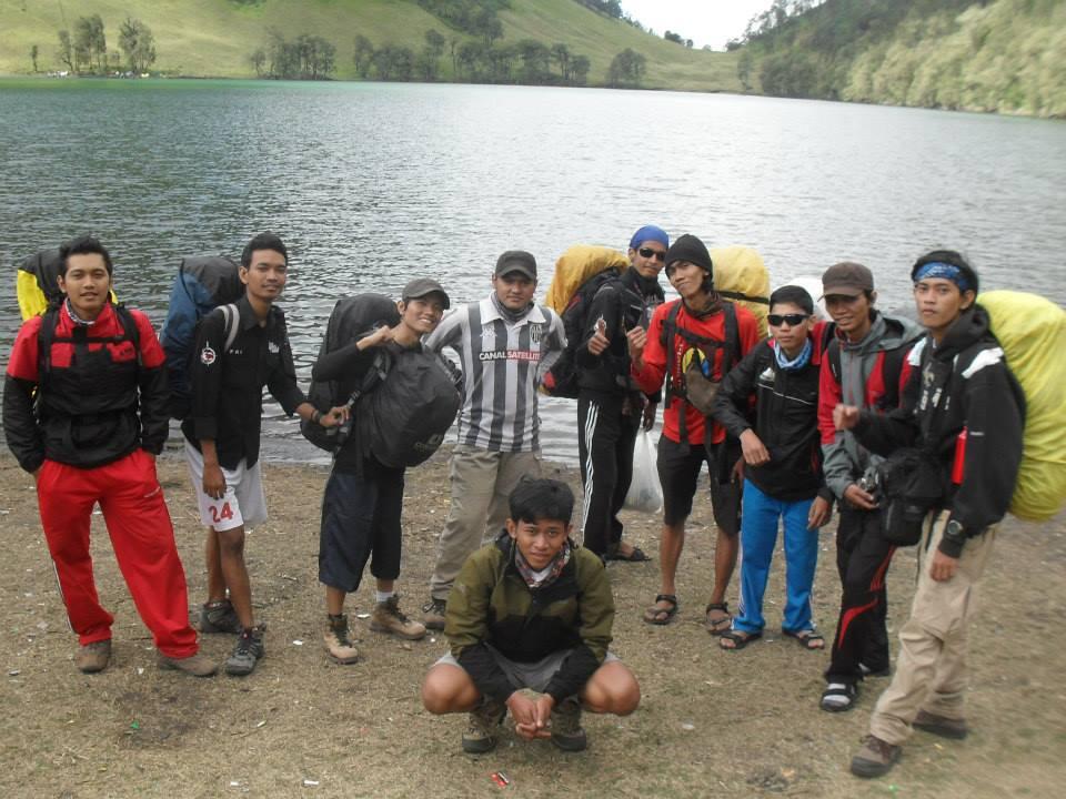 Perjalan ke Semeru + Kesurupan Warga Ranu Pani ( Makhluk Halus )