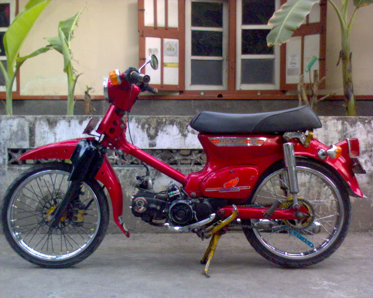 Cari Honda C70 Pitung Modif 4 Speed Plat AB Pajak Hidup Tahun 1980