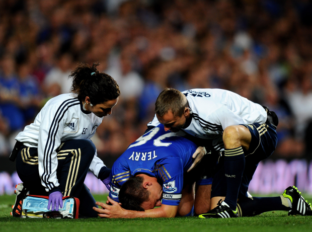 Mengenal Eva Carneiro, Sosok Paling Cantik Di Bangku Cadangan Chelsea