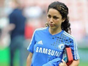 Mengenal Eva Carneiro, Sosok Paling Cantik Di Bangku Cadangan Chelsea