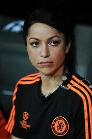 Mengenal Eva Carneiro, Sosok Paling Cantik Di Bangku Cadangan Chelsea