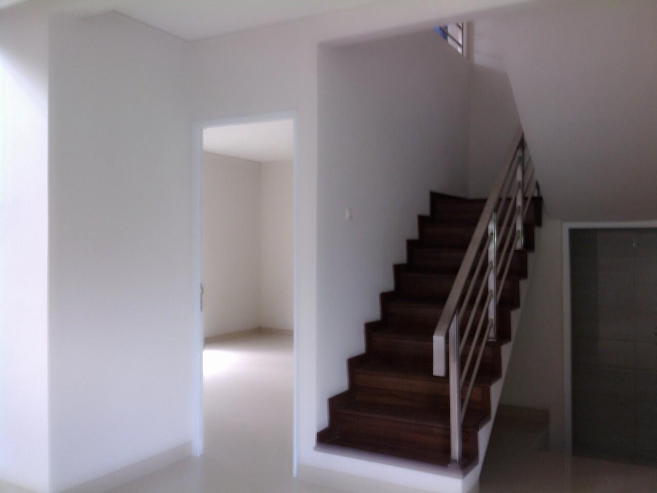 RUMAH MEWAH NEW SIAP HUNI DI SEKTOR 9