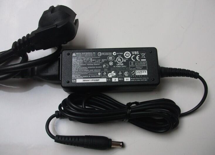Acer One 532h NAV50 parts pretelan. RAM hdd keyboard casing batre charger LCD