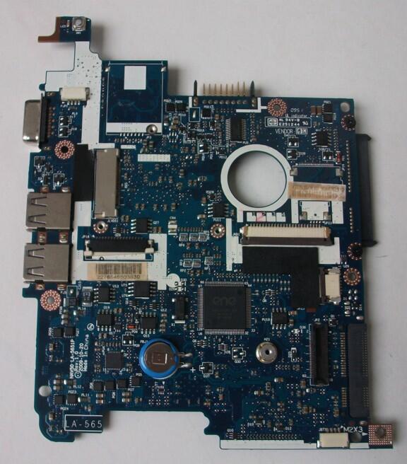 Acer One 532h NAV50 parts pretelan. RAM hdd keyboard casing batre charger LCD