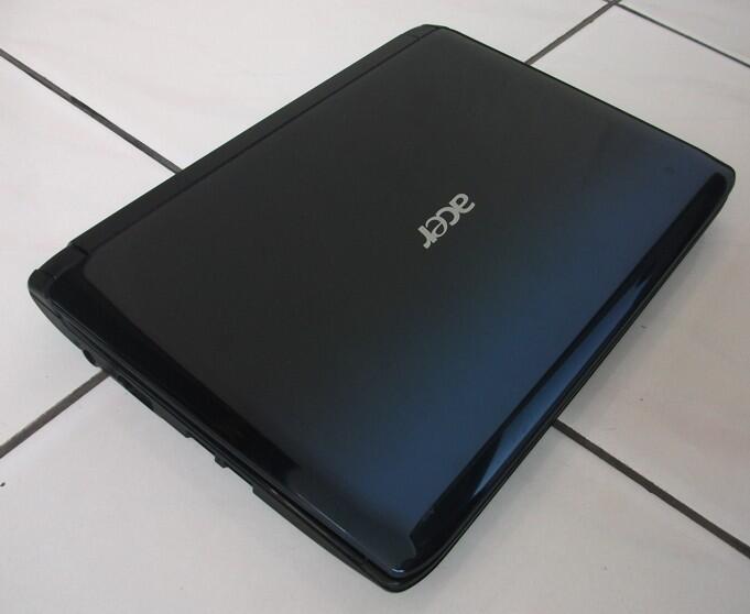 Acer One 532h NAV50 parts pretelan. RAM hdd keyboard casing batre charger LCD