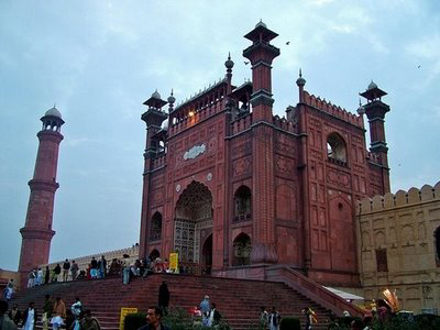 kumpulan masjid terunik didunia