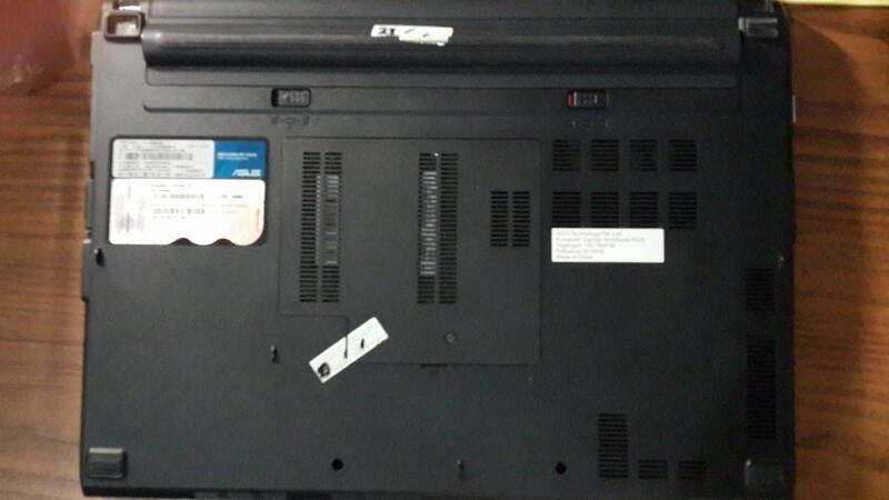 Dijual Laptop Asus U36S mulus + DVDRW + Win 7 HB + Upgrade Memory 6 GB Box Lengkap