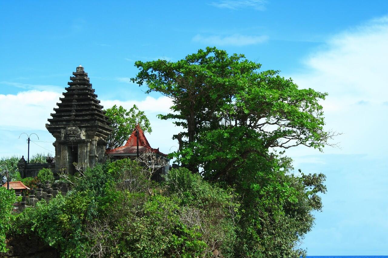 10 Pantai Di Malang Yang Wajib Dikunjungi !!!