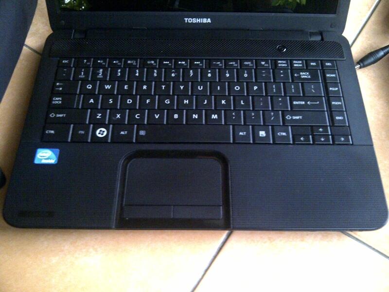 Toshiba Satelite C800 semarang