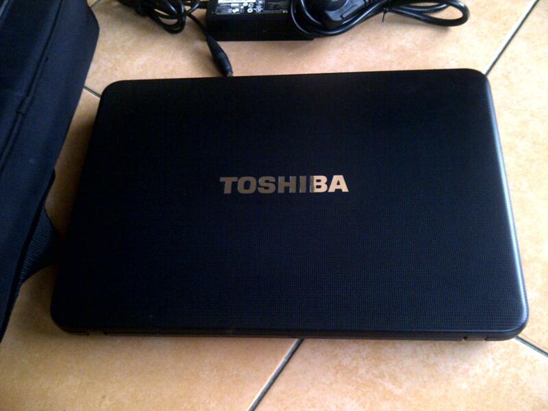 Toshiba Satelite C800 semarang