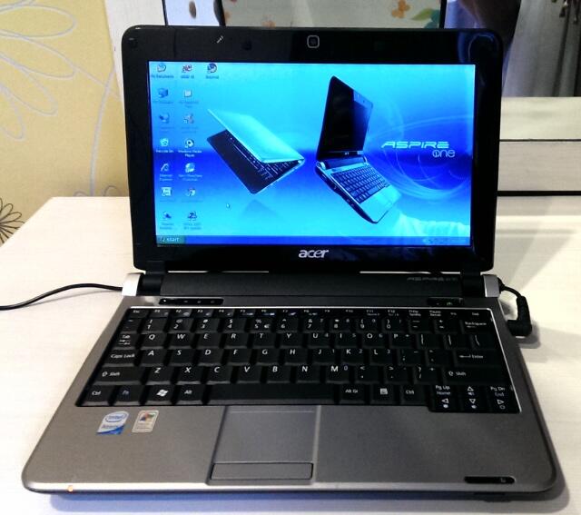 Laptop Acer Aspire one D150-1