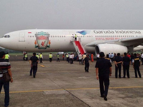 Desain Khusus Pesawat Garuda Indonesia Bikin Kagum Pemain Liverpool