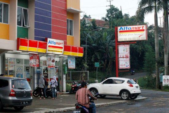 Rumah SIAP HUNI FULL RENOVASI Type 60/120, VIEW GUNUNG SALAK,