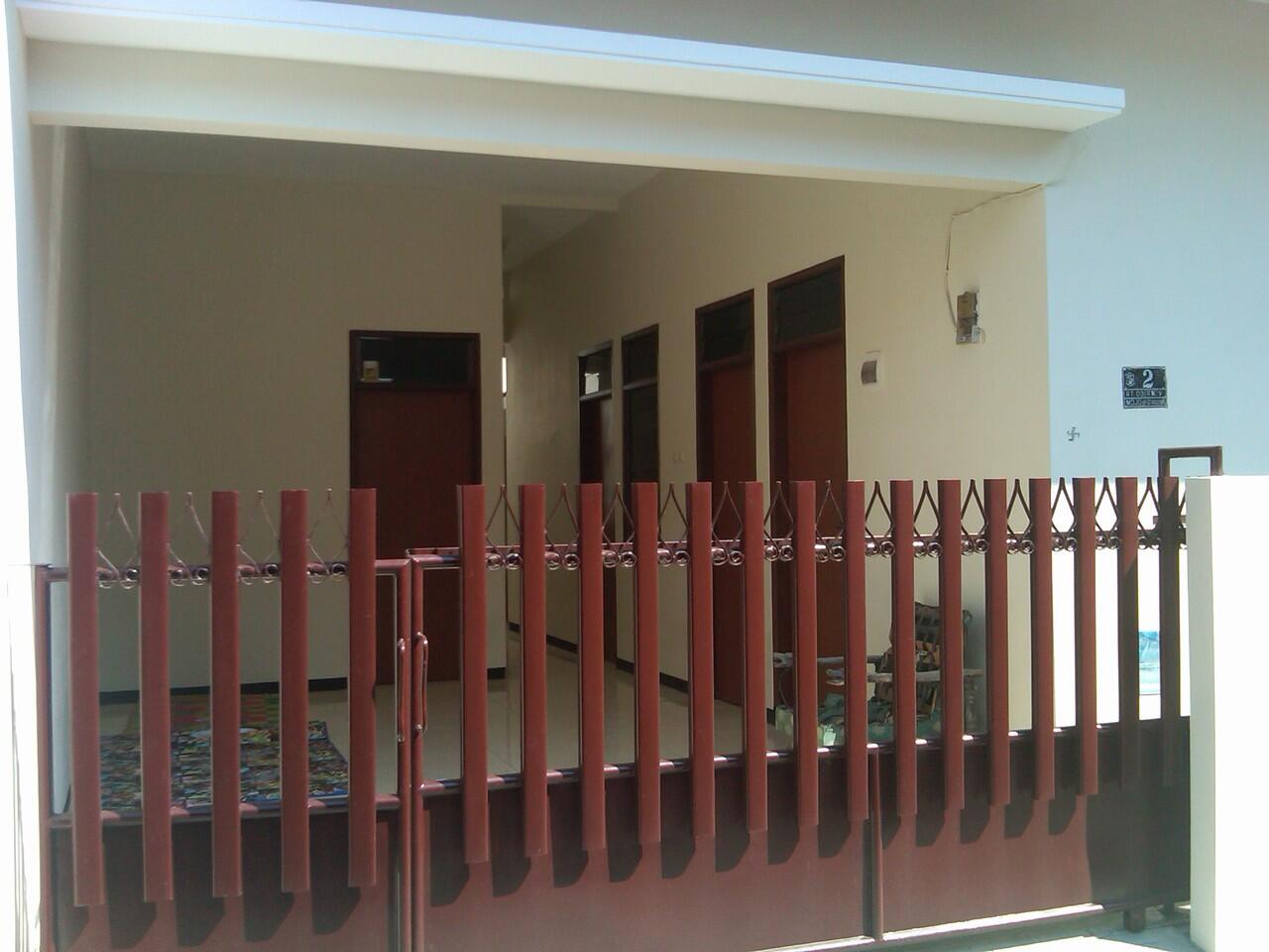 Rumah utk kos / tinggal dekat kamp. erlangga
