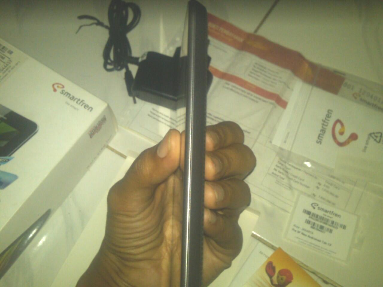Smartfren AndromaxTab2 garansi s/d Nov '13