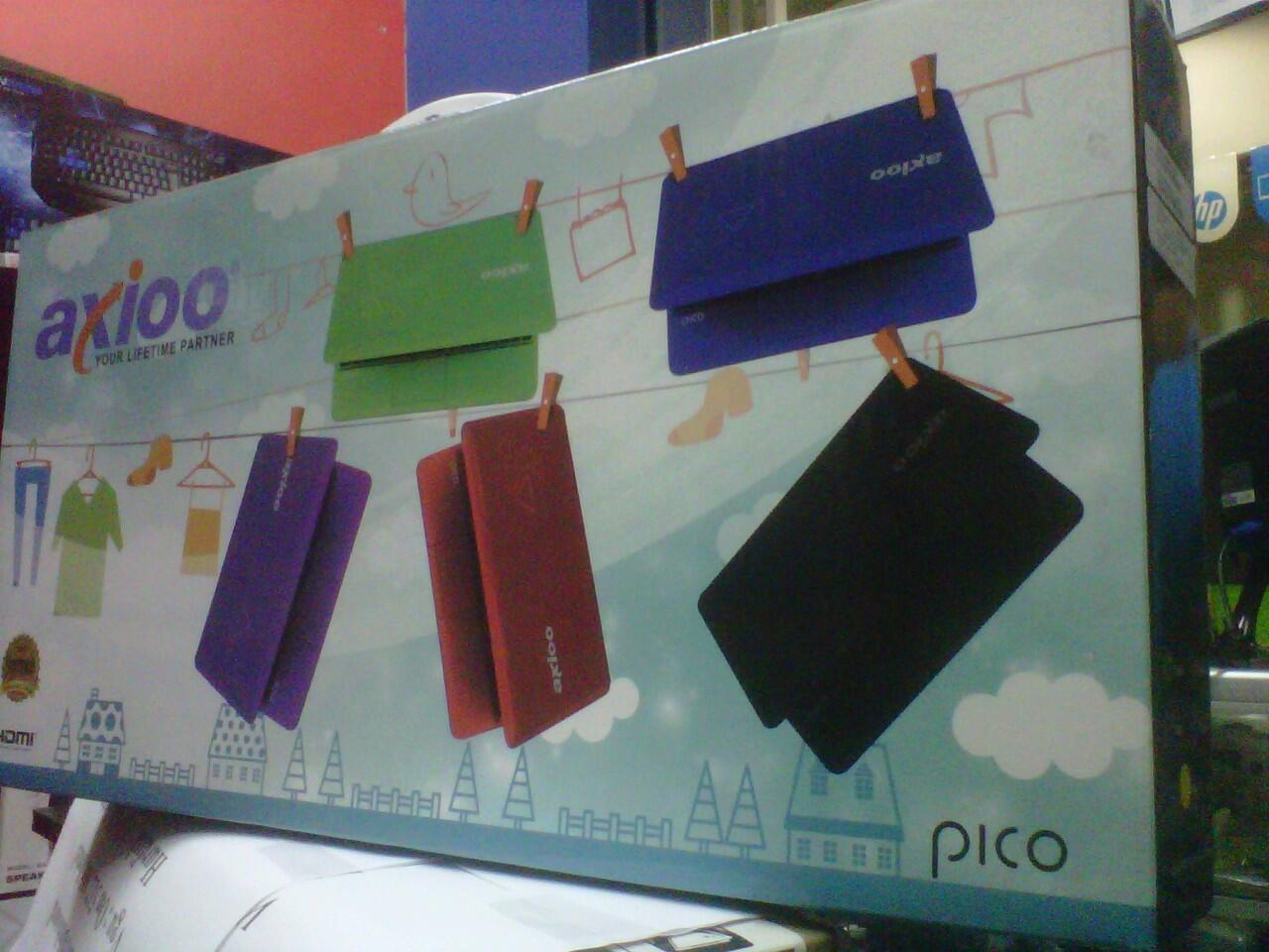 Netbook Axio w217cu, garansi sampe februari 2014. Bandung