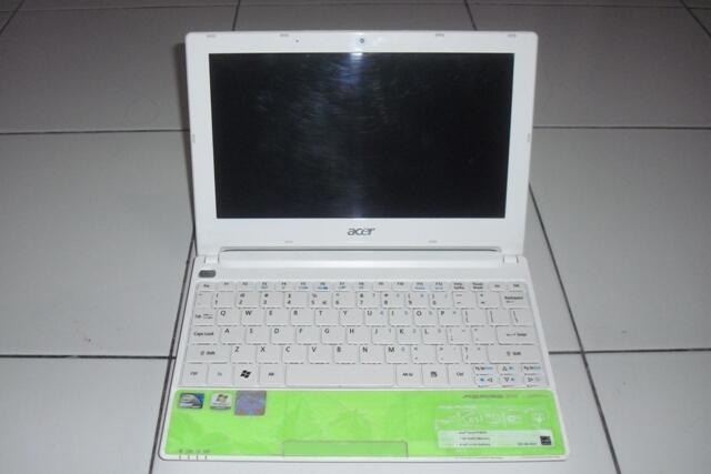 Acer Aspireone Happy..... Surabaya